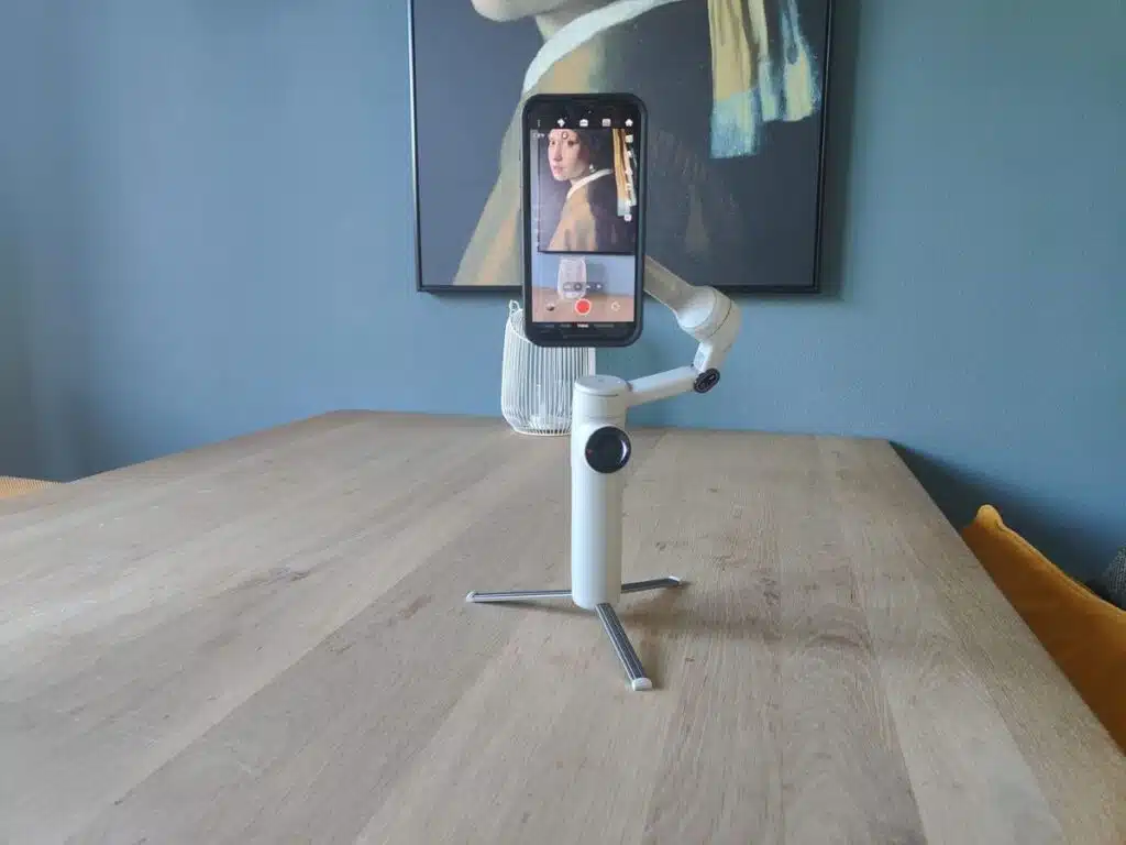 Insta360 Flow 2 Pro